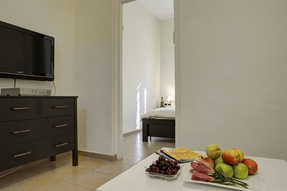 Neve Tzedek Original Style Apartments Tel Aviv Exterior photo